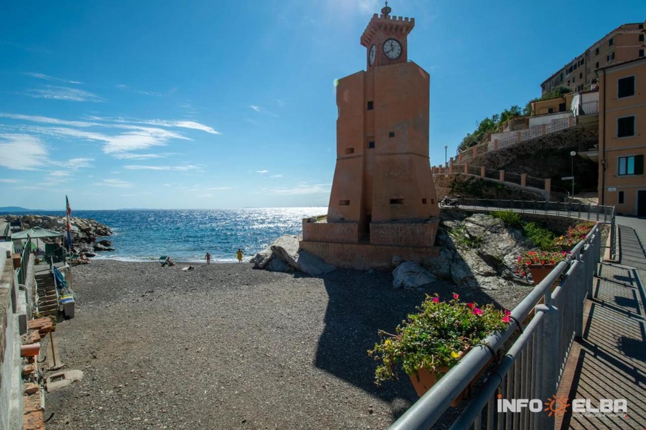 Appartamento E Mansarda Al Mare 리오마리나 외부 사진